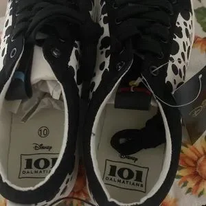 101 Dalmatians Mini?bag+sneakers SZ10+Dalmatian 5.5”?keychain Disney | Bags | 1 Dalmatians Minibagsneakers Sz10dalmatian  main image 3